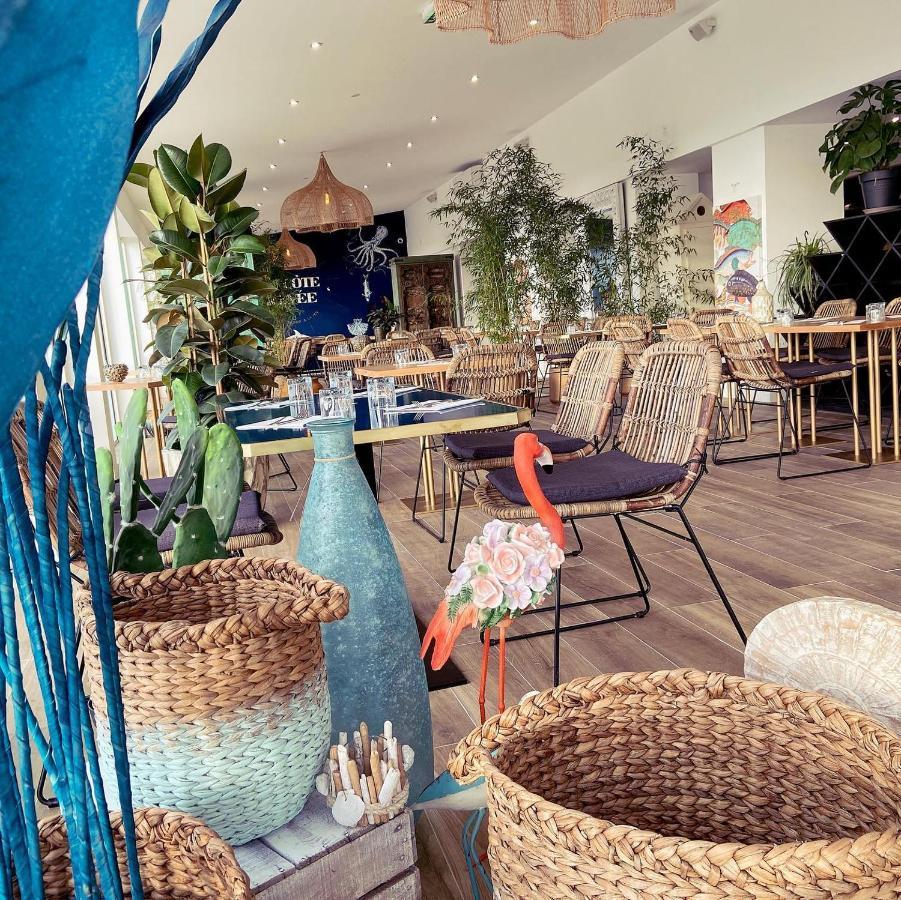 Hotel Restaurant La Cote Revee Leucate Bagian luar foto